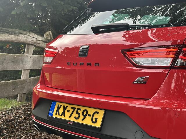 Seat LEON ST 2.0 TSI Cupra 290 Connect