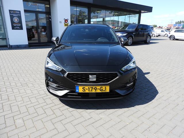 Seat LEON Sportstourer 1.5eTSI FR DSG Business Intense, Carplay, Trekhaak
