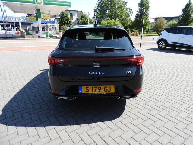 Seat LEON Sportstourer 1.5eTSI FR DSG Business Intense, Carplay, Trekhaak
