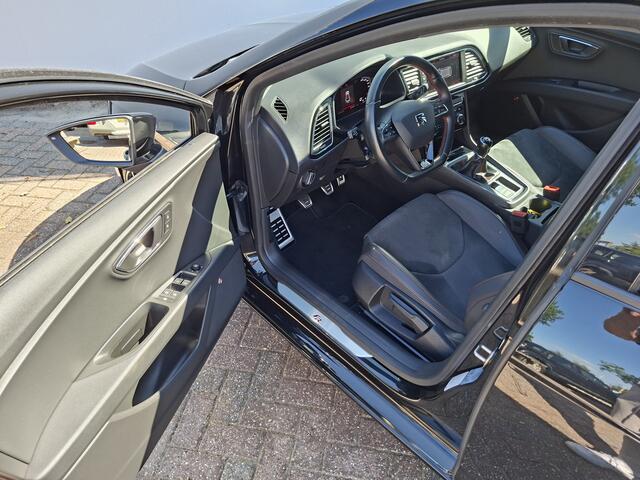 Seat LEON ST 1.5 TSI FR 150pk Carplay Camera Stoelverw. Business Intense