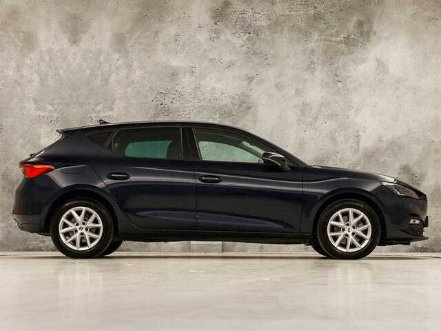 Seat LEON 1.0 eTSI Intense Sport Automaat (VIRTUAL COCKPIT, APPLE CARPLAY, GROOT NAVI, CAMERA, SPORTSTOELEN, KEYLESS, ADAPTIVE CRUISE, NIEUWSTAAT)