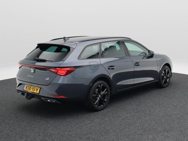 Seat LEON Sportstourer 1.5 TSi 204 Pk e-Hybrid FR Business | Stoel/Stuurverwarming | Camera | Trekhaak | Navigatie | 17 Inch | 34.512 Km !!