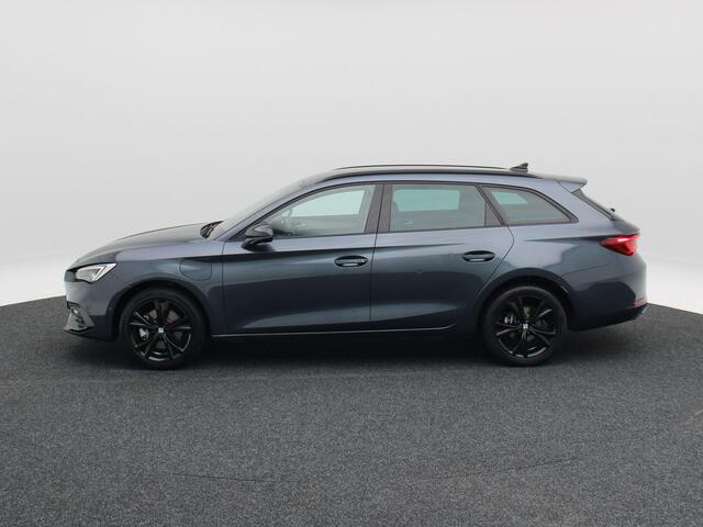 Seat LEON Sportstourer 1.5 TSi 204 Pk e-Hybrid FR Business | Stoel/Stuurverwarming | Camera | Trekhaak | Navigatie | 17 Inch | 34.512 Km !!