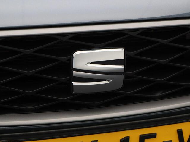 Seat LEON Sportstourer 1.5 TSi 204 Pk e-Hybrid FR Business | Stoel/Stuurverwarming | Camera | Trekhaak | Navigatie | 17 Inch | 34.512 Km !!