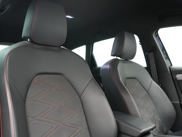 Seat LEON 1.4 TSI eHybrid FR PHEV 204pk Dealer O.H. | Adaptive Cruise | Camera | Alcantara Sportstoelen Memory & Verwarmd | Matrix LED | Adaptive Onderstel | Stuur Verwarmd | Sfeerverlichting | Apple Carplay | Navigatie | DAB | Plug In Hybrid |