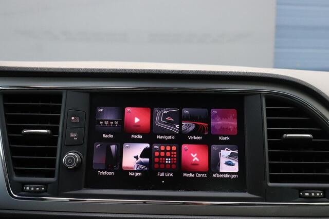 Seat LEON 1.0 EcoTSI Style Business Intense | Automaat | Apple Carplay/Android Auto | Cruise | Climate control