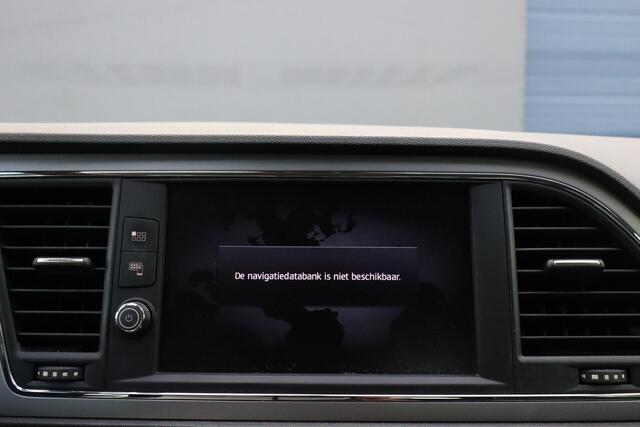 Seat LEON 1.0 EcoTSI Style Business Intense | Automaat | Apple Carplay/Android Auto | Cruise | Climate control