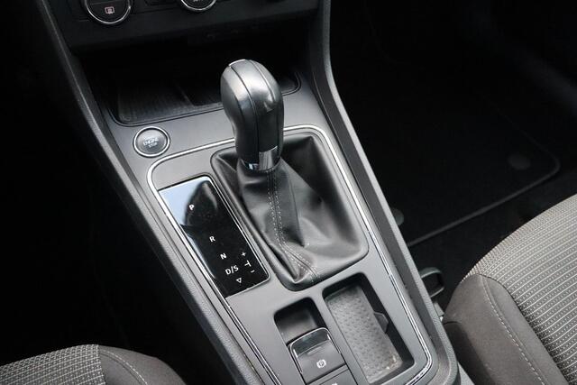 Seat LEON 1.0 EcoTSI Style Business Intense | Automaat | Apple Carplay/Android Auto | Cruise | Climate control