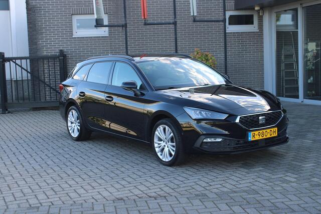 Seat LEON Sportstourer 1.0 TSI Style Business Intense Led/17inch/Adaptive