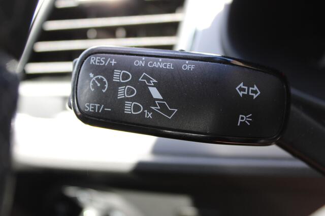 Seat LEON ST 1.2 TSI Style Business NAVI FULL LED CAMERA TREKHAAK 99000KM!!!