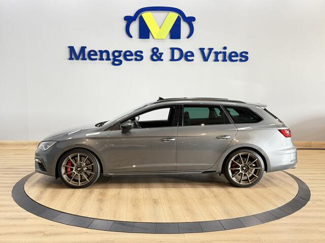 Seat LEON ST 2.0 TSI CUPRA 300PK Kuip Stoelen | Camera | Sfeer | Virtual | Panorama | Sparco | Adaptive Cruise | Isofix