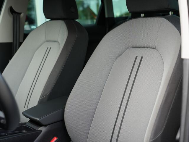 Seat LEON Sportstourer 1.0 eTSI Style Business Intense | Cruise control adaptief | Apple Carplay/Android Auto | Achteruitrijcamera |