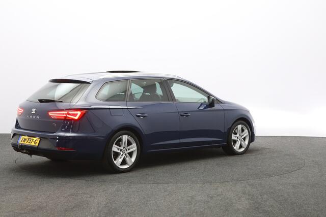 Seat LEON ST 2.0 TSI 190 PK Automaat FR Business Intense, Carplay, Panoramadak, Camera