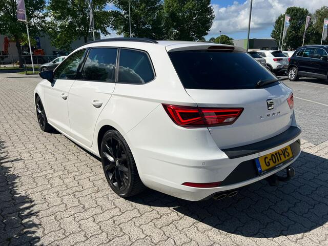 Seat LEON ST 1.5 TSI FR Business Intense pano, navi, cruise, leer
