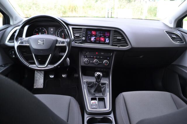 Seat LEON ST 1.6 TDI Style | Apple Carplay/Android Auto | Cruise Control | Trekhaak | Lmv |
