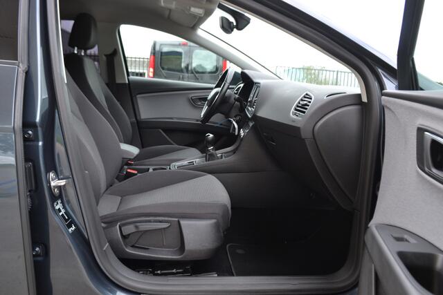 Seat LEON ST 1.6 TDI Style | Apple Carplay/Android Auto | Cruise Control | Trekhaak | Lmv |