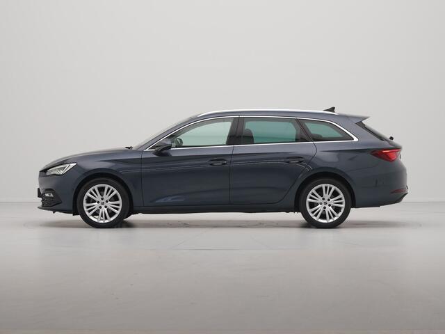 Seat LEON Sportstourer 1.5 TSI 130pk Style Navigatie Camera 17"velgen Keyless Parkassist Carplay 21