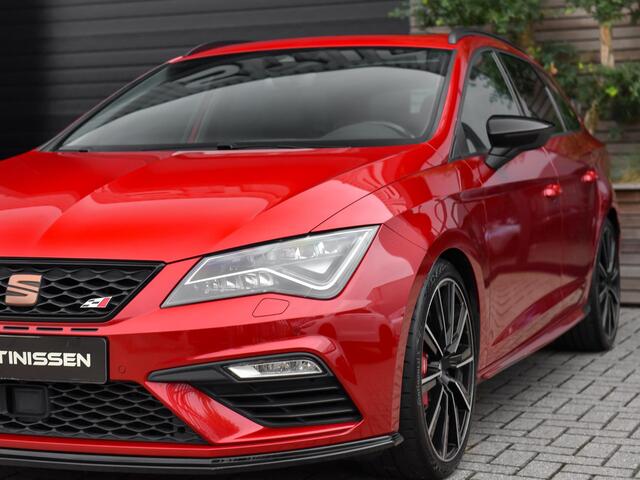 Seat LEON ST 2.0 TSI 4DRIVE CUPRA Brembo Adaptive cruise Panoramadak Leren bekleding