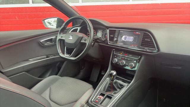 Seat LEON ST 1.0 TSI FR Business Intense TREKHAAK / FULL LED / KEYLESS / CARPLAY / NAVI / CLIMA / PDC / BLUETOOTH / CRUISE / NL-AUTO