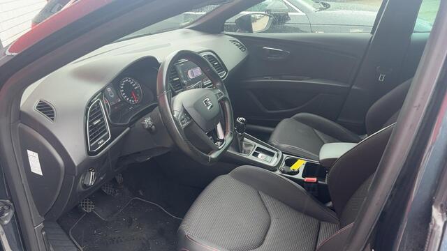 Seat LEON ST 1.0 TSI FR Business Intense TREKHAAK / FULL LED / KEYLESS / CARPLAY / NAVI / CLIMA / PDC / BLUETOOTH / CRUISE / NL-AUTO