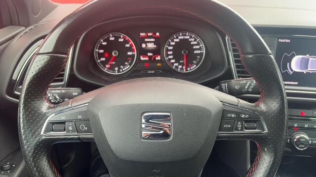 Seat LEON ST 1.0 TSI FR Business Intense TREKHAAK / FULL LED / KEYLESS / CARPLAY / NAVI / CLIMA / PDC / BLUETOOTH / CRUISE / NL-AUTO