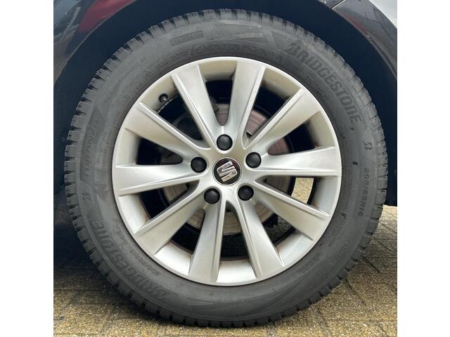 Seat LEON ST 1.0 EcoTSI Style Business Intense 116PK | AUTOMAAT | NL AUTO | NAP | Trekhaak | Led Koplampen | Sport Stoelen | Alcatara Bekleding | Apple Carplay/Android Auto | Navigatie | Apple Carplay | Android Auto | 2 Sleutels | APK tot 11-07-2027 |