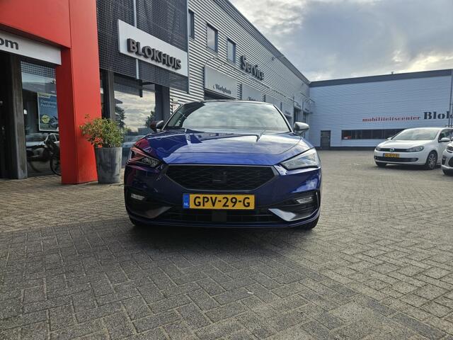 Seat LEON 1.4 TSI eH PHEV I 19 inch I Schuifdak I Android I Winterpakket I