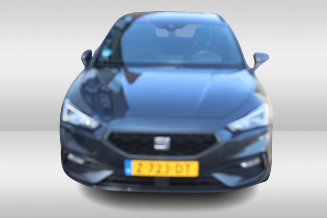 Seat LEON Sportstourer 1.5 TSI FR Apple Carplay/Android Auto l Cruise control l Keyless start l hemelbekleding donker