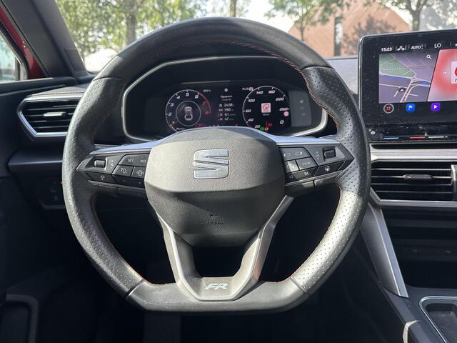 Seat LEON 1.5 eTSI FR STOEL + STUURVERWARMING |ACHTERUIT RIJ CAMERA | KEYLESS | DODEHOEK | APPLECARPLAY\AINDROID AUTO | TREKHAAK | RIJKLAAR GELEVERD MET 12 MND BOVAG GARANTIE | ADAP. CRUISE |