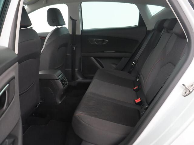 Seat LEON 1.4 EcoTSI FR Business Intense | Automaat | Apple Carplay | LED |