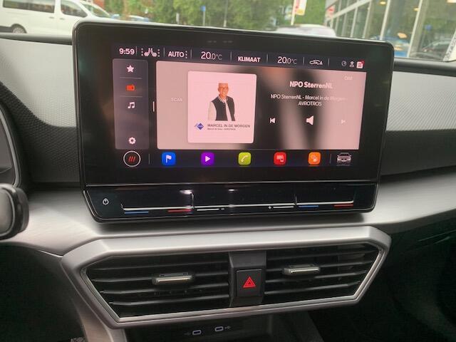 Seat LEON Sportstourer 1.5 eTSI FR, afkoppelbare trekhaak .