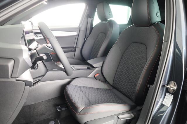 Seat LEON Sportstourer 1.5 TSI e-Hybrid FR PHEV First Edition 204pk | Verlengde garantie | Navigatie | Parkeersensoren | Achteruitrijcamera | Adaptieve cruise control |