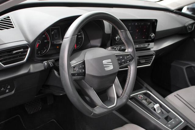 Seat LEON Sportstourer 1.5 eTSI 150pk Automaat Style Navigatie Apple Carplay/Android Auto Adaptive Cruise control Led Lichtmetalen velgen