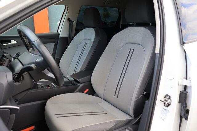 Seat LEON 1.0 TSI STYLE / Navi / Virtual dashboard/ Park-assist / Camera / App-Connect / ACC