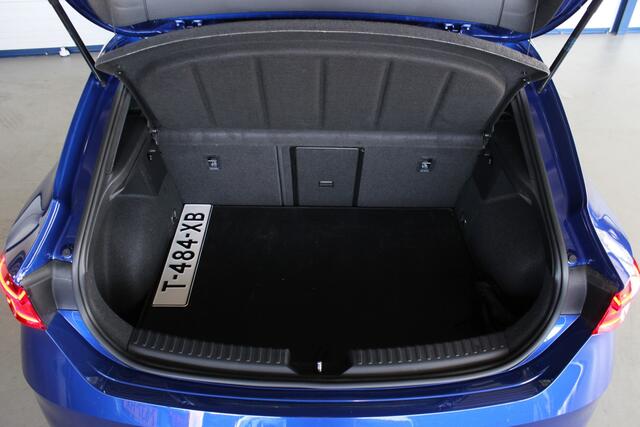 Seat LEON 1.4 TSI eHybrid PHEV FR SOH 92% | Trekhaak | Camera | Eibach | Adapt. Cruise | Carplay | Navi | Bluetooth | 19" LMV | PDC V+A