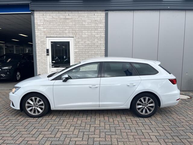 Seat LEON ST 1.0 EcoTSI Style Business Intense / AUTOMAAT/ FULL LINK/ PARKEER SENSOREN V+A/ CRUISE CONTROL/ KEYLESS/ DAB/ CLIMA/ 16'' LMV