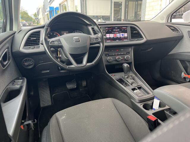 Seat LEON ST 1.0 EcoTSI Style Business Intense / AUTOMAAT/ FULL LINK/ PARKEER SENSOREN V+A/ CRUISE CONTROL/ KEYLESS/ DAB/ CLIMA/ 16'' LMV
