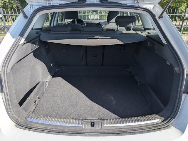 Seat LEON 1.5 TSI 150PK | Trekhaak | Camera | ACC | Stoelverw. | Climate Control | LED
