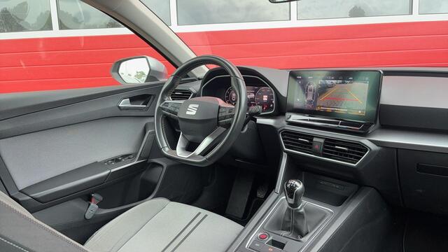 Seat LEON Sportstourer 1.5 TSI Style Business Intense FULL LED / CAMERA / CARPLAY / NAVI / CLIMA / PDC / ACC / NL-AUTO