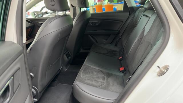 Seat LEON ST 1.2 TSI Style Business Trekhaak