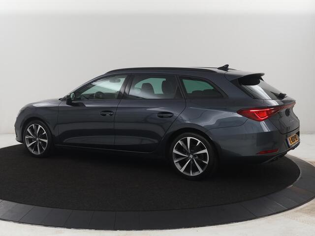 Seat LEON Sportstourer 1.5 TSI FR | Half leder | Cruise control | Climate control | Sfeerverlichting | Park assist | Carplay | Full LED | Virtueel dashboard | 18" velgen
