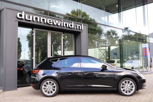 Seat LEON 1.4 TSI Xcellence DSG*LED*TREKHAAK*CARPLAY*CRUISE*CLIMA*WINTERSET*KEYLESS