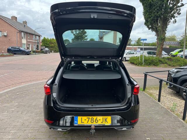 Seat LEON SPORTSTOURER 1.5 TSI FR BUSINESS INT. 150PK / ECC / CARPLAY / PDC / TREKHAAK