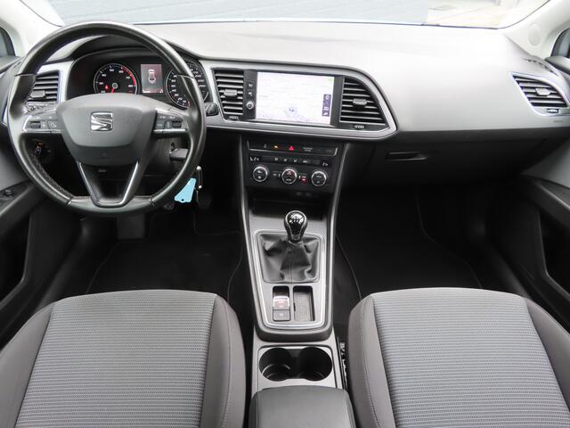 Seat LEON ST 1.0 EcoTSI Style | trekhaak | LED | camera | parkeersensoren voor + achter |