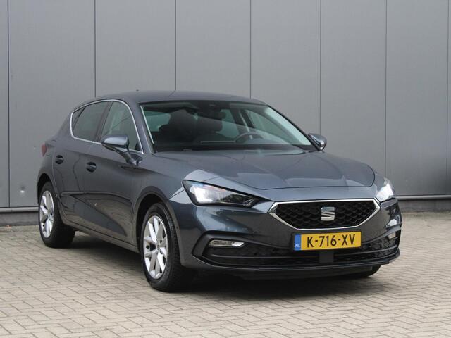 Seat LEON 1.0 TSI 110pk Style Launch Edition | Achteruitrijcamera | Navigatie | Carplay | DAB | LED