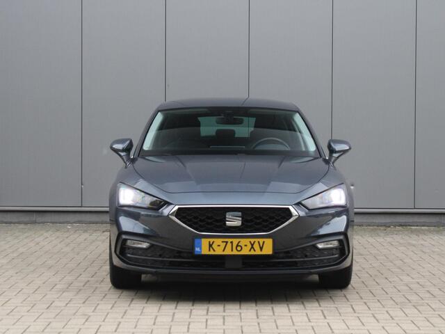 Seat LEON 1.0 TSI 110pk Style Launch Edition | Achteruitrijcamera | Navigatie | Carplay | DAB | LED