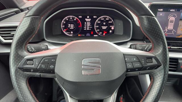 Seat LEON 1.0 TSI FR Business Intense SFEER / CAMERA / FULL LED / CARPLAY / NAVI / CLIMA / PDC / BLUETOOTH / ACC / NL-AUTO