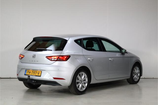 Seat LEON 1.0 EcoTSI Style Business Intense | Carplay | Clima | Keyless | Trekhaak