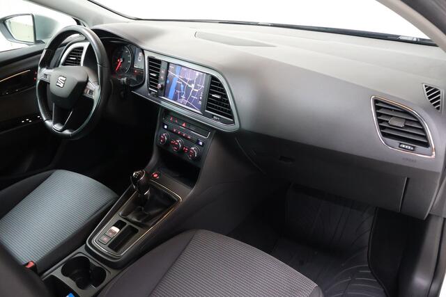 Seat LEON 1.0 EcoTSI Style Business Intense | Carplay | Clima | Keyless | Trekhaak