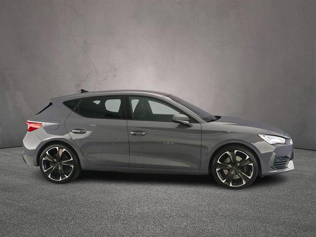 Seat LEON 1.4 e-Hybrid VZ Business 245pk DSG Automaat, Adaptive cruise control, Stoelverwarming, Stuurverwarming, Achteruitrijcamera, Dodehoeksensoren, Parkeersensoren, Navigatie, App-connect, LED koplampen